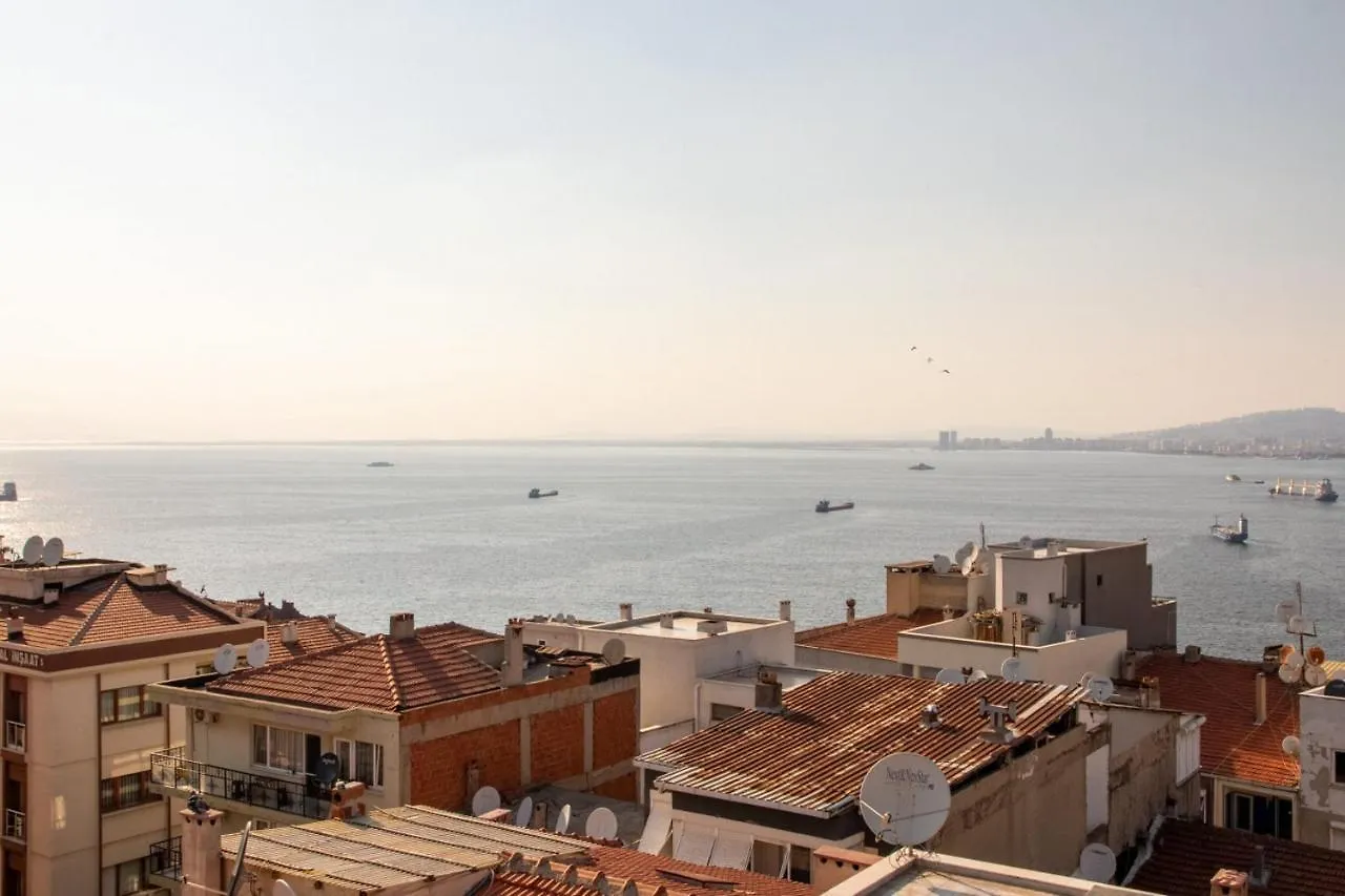 Flat With Great View And Central Location In Konak Smirne Appartamento